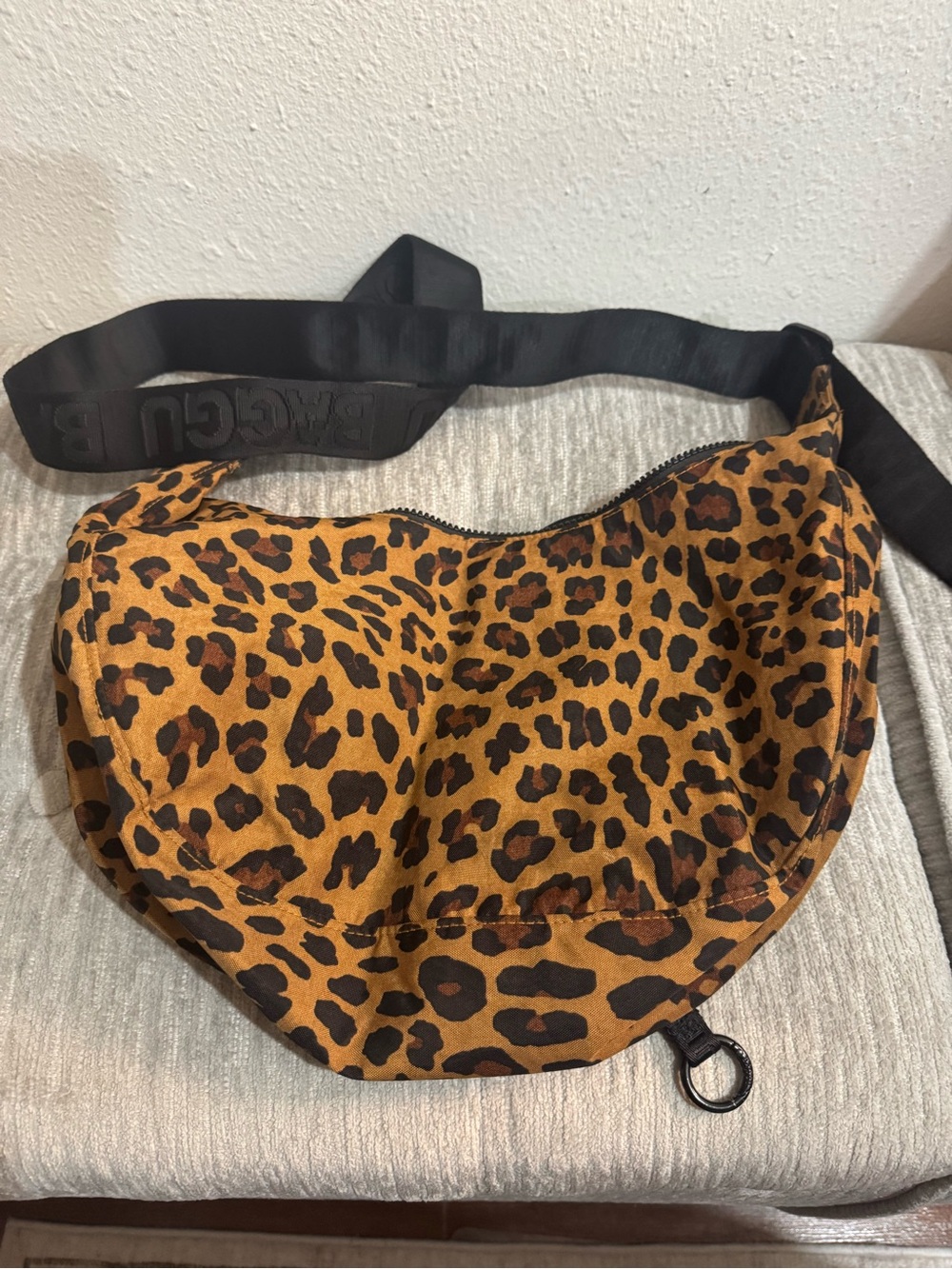 Baggu Medium Nylon Crescent Bag